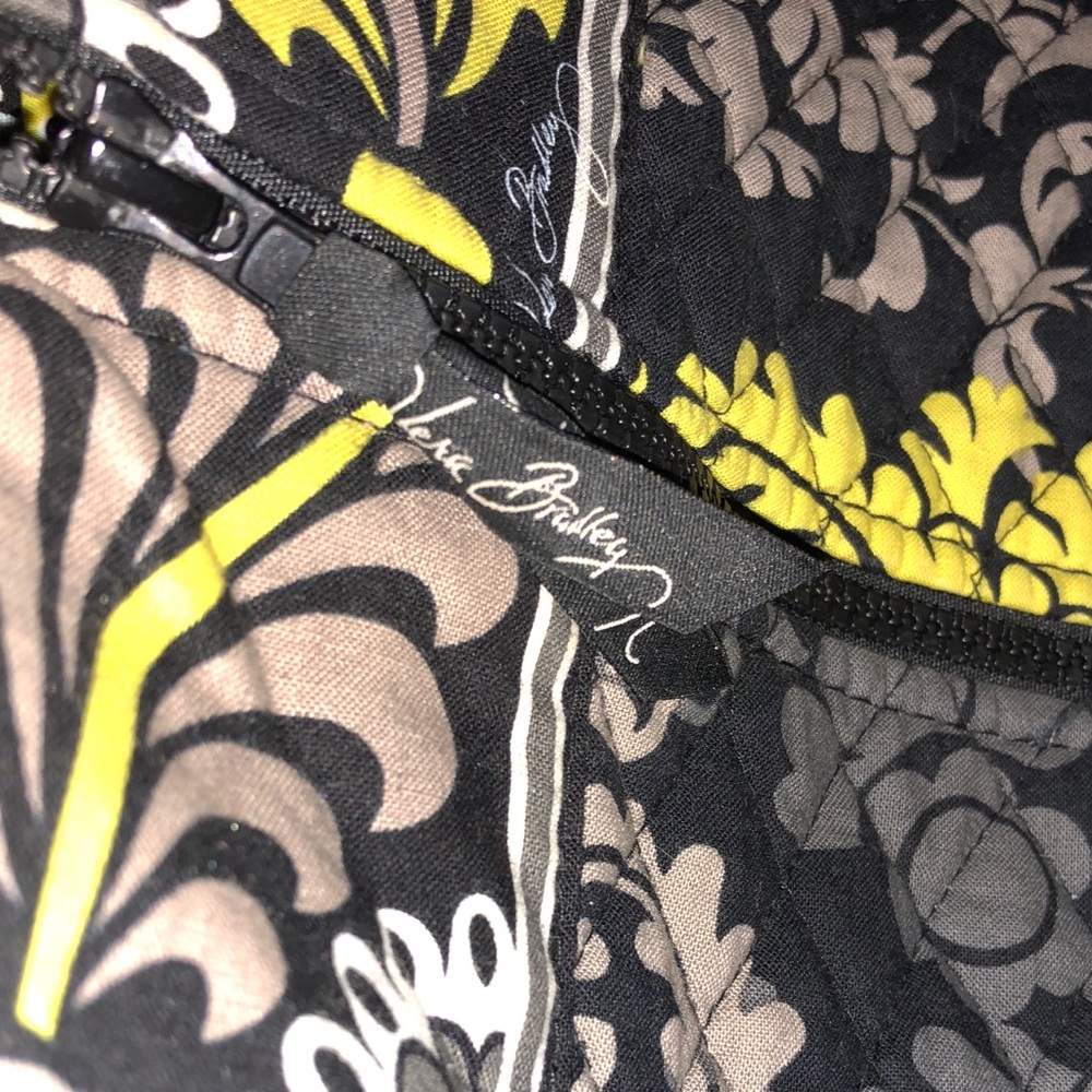 small Vera Bradley tote - Picture 2 of 6